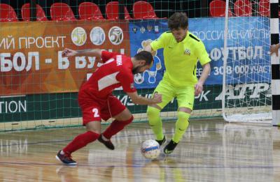 «Элекс-Фаворит» дома проиграл питерскому «Политеху»